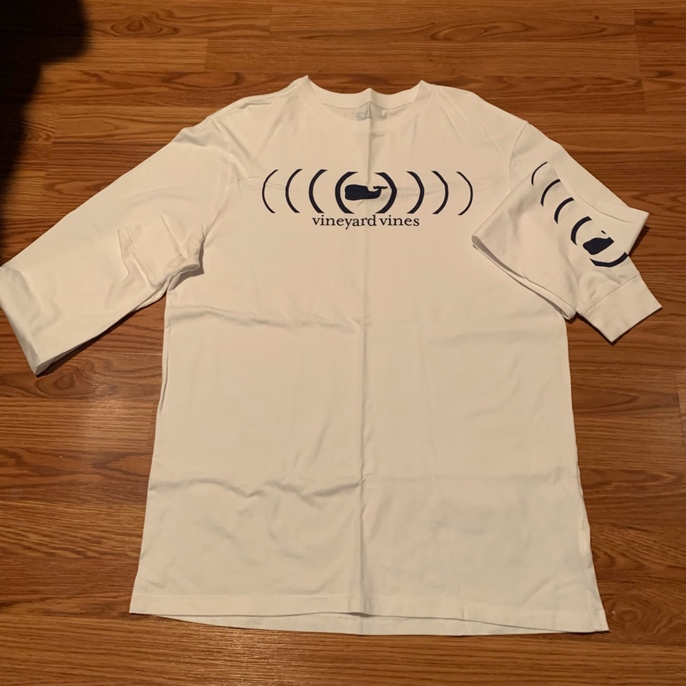 Vineyard Vines white long sleeve